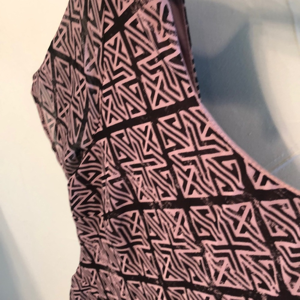 Pattern Dress - Picture 2 of 3